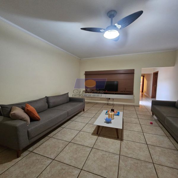 Casa código CI-200 no bairro Centro - Mirassol
