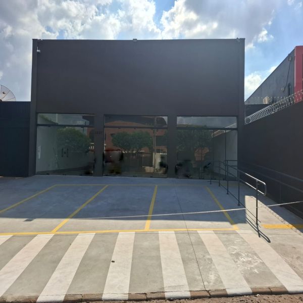 Salão Comercial código CI-82 no bairro Santos Dumont - São José do Rio Preto