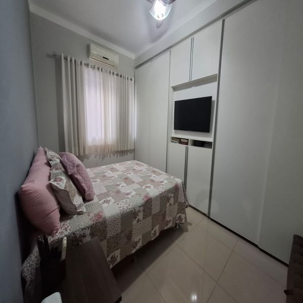 Casa código CI-99 no bairro Parque Industrial - São José do Rio Preto
