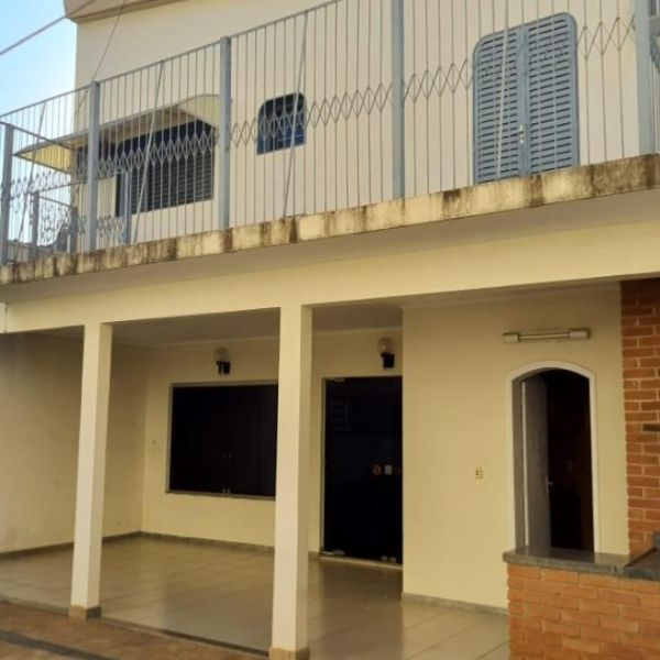 Sobrado código M-102 no bairro Vila Santa Cruz - São José do Rio Preto